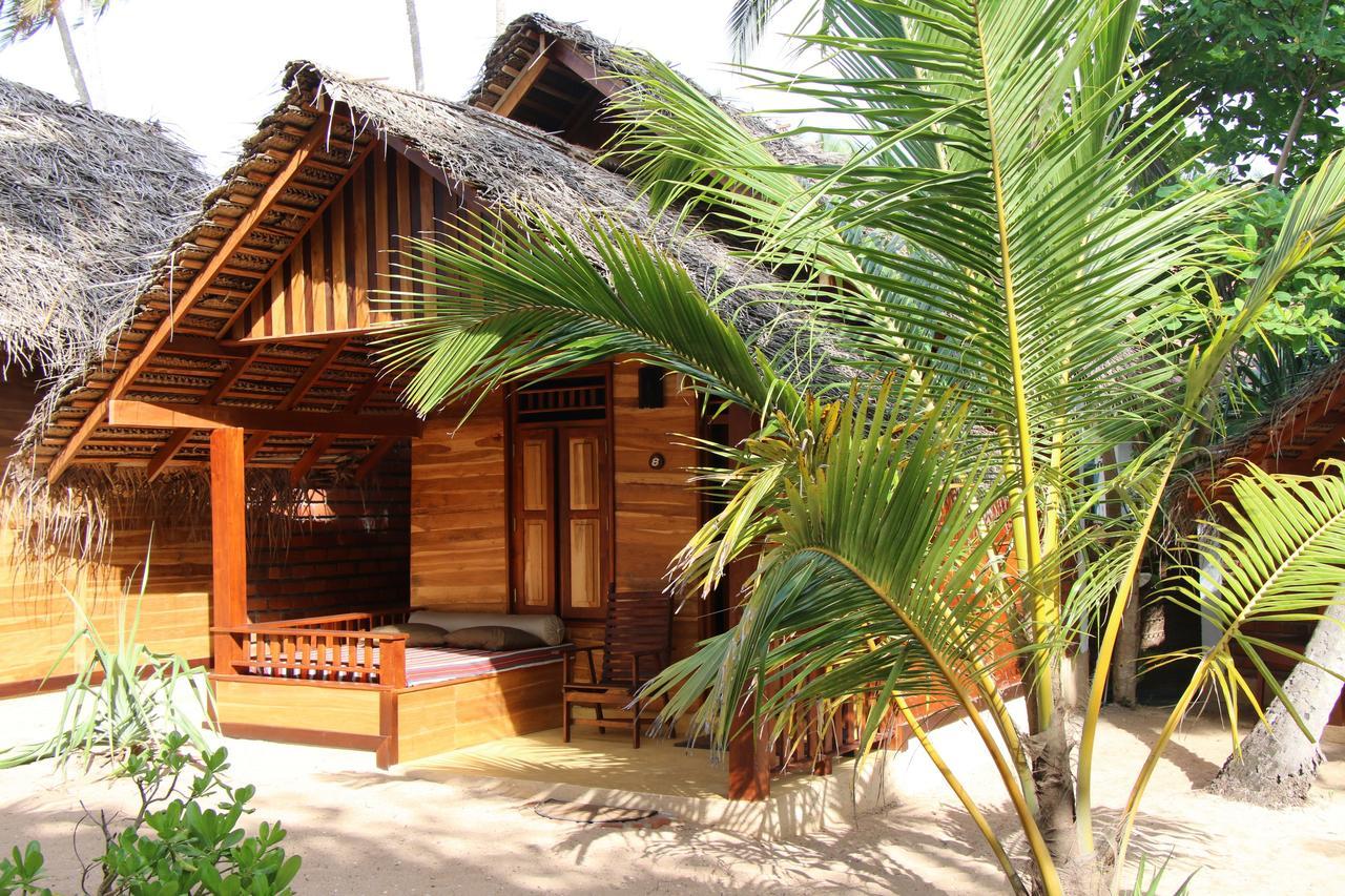 Shiva'S Beach Cabanas Tangalle Εξωτερικό φωτογραφία