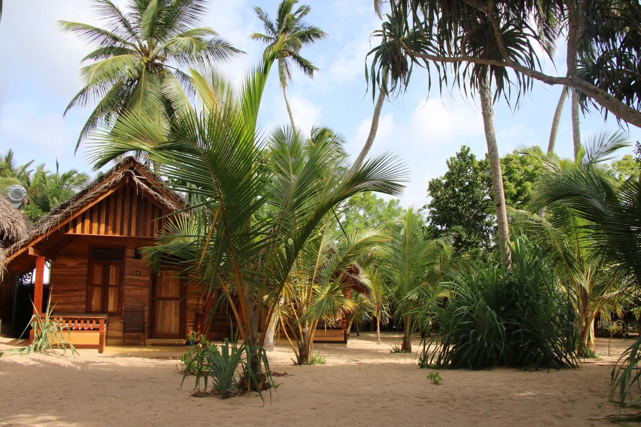 Shiva'S Beach Cabanas Tangalle Εξωτερικό φωτογραφία
